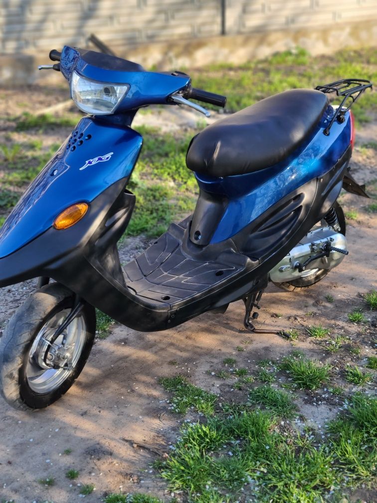 Продам скутер Yamaha Basic