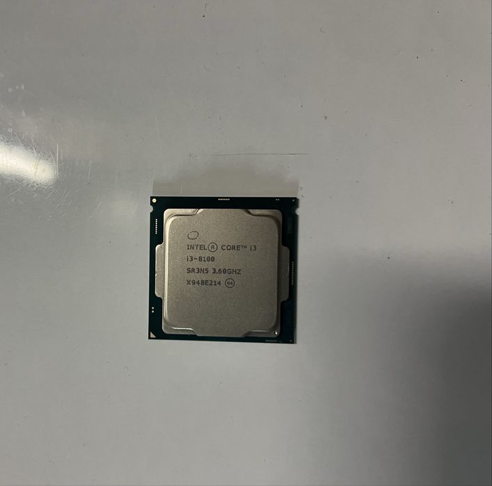 Процесор Core i3 8100