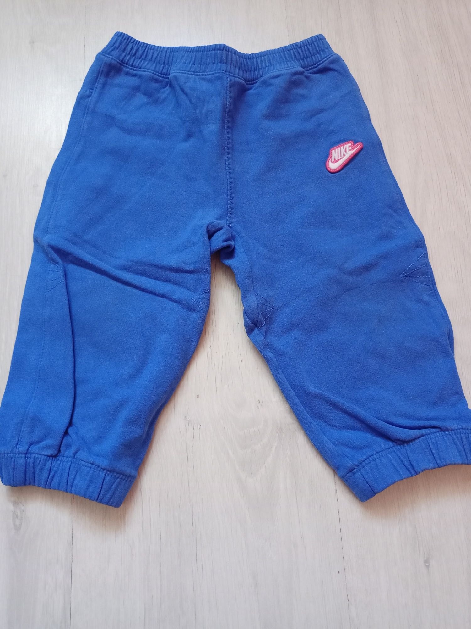 Spodnie dresowe chłopięce Nike 80-86