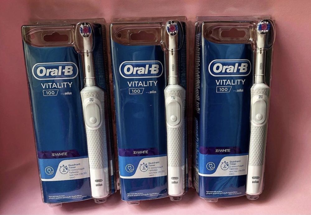 Електрична зубна щітка Oral b 3 d white