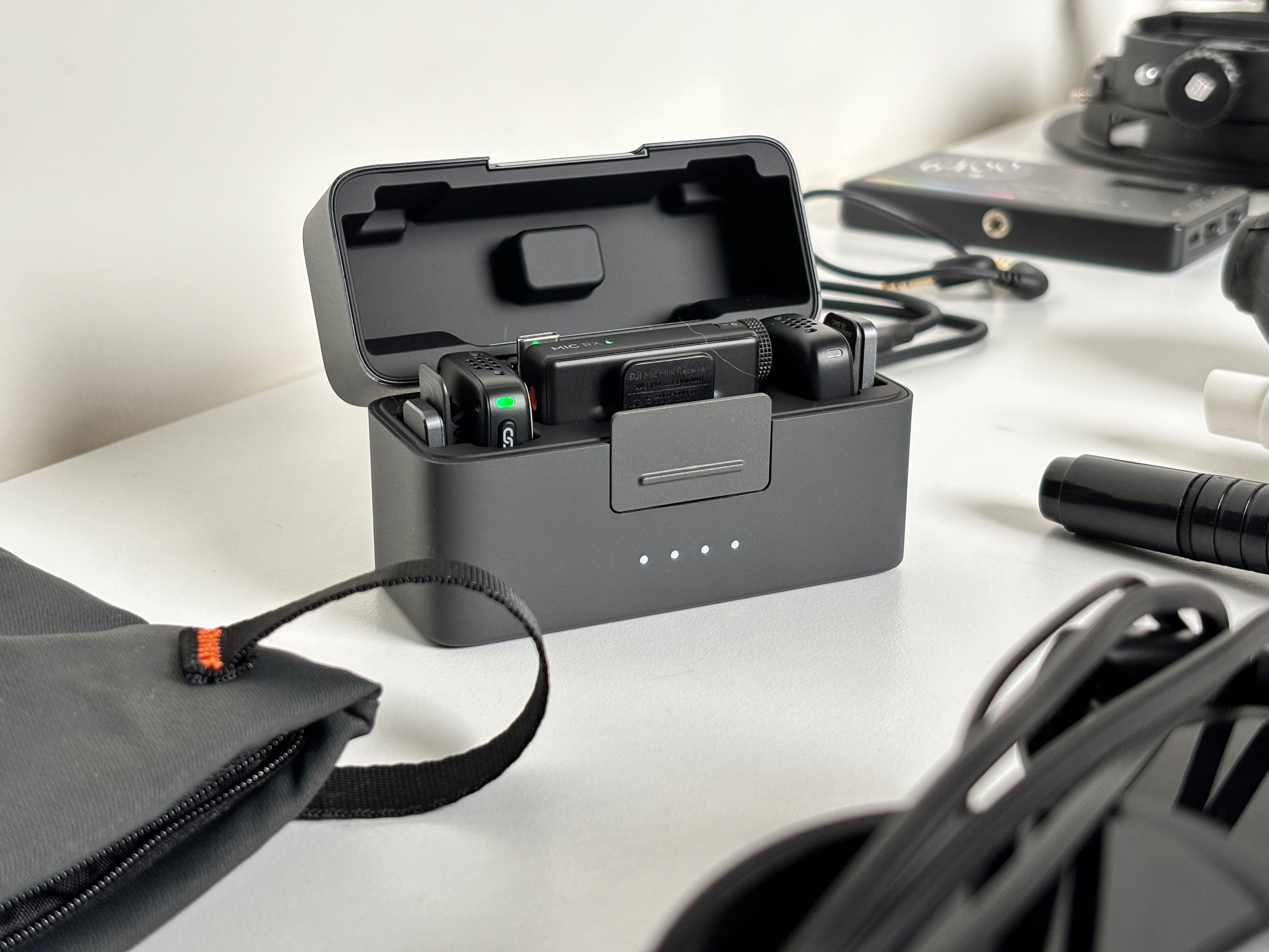 Kit Sony A7III + DJI Mic Mini + Godox V1 + ETC
