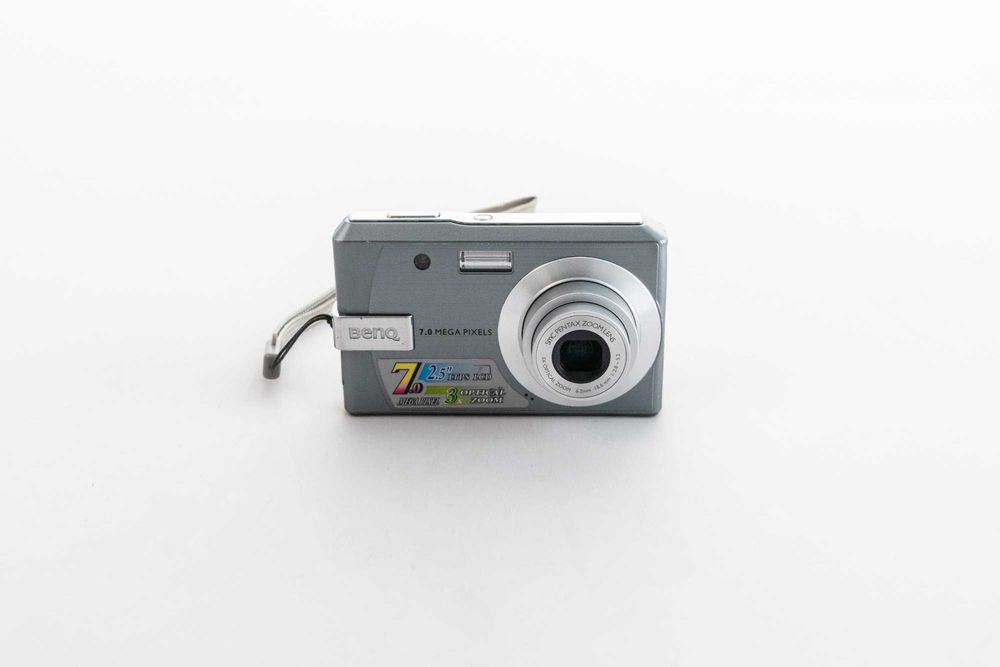 Kieszonkowy aparat cyfrowy BENQ DC E720 | nowa bateria
