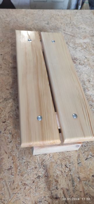 Сиденье в ванную, подставка, полочка( декор)