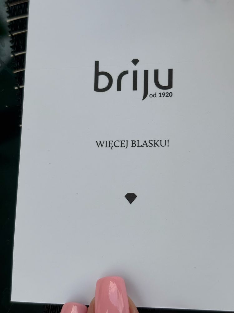 Powrscionek biale zloto z brylantami