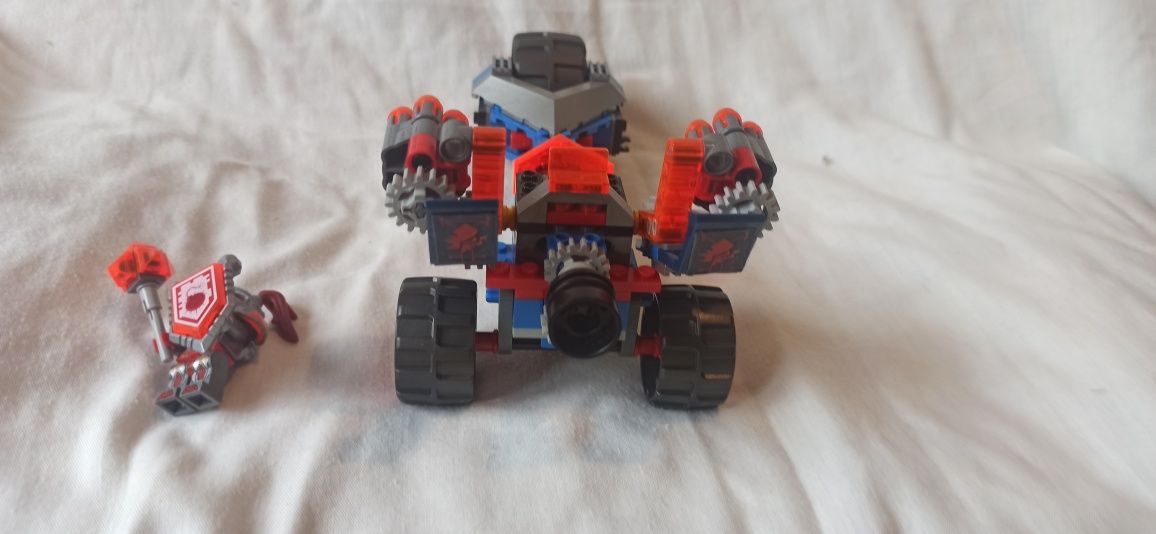 Lego Nexo Knights - 70319 Gromowa Maczuga Macy