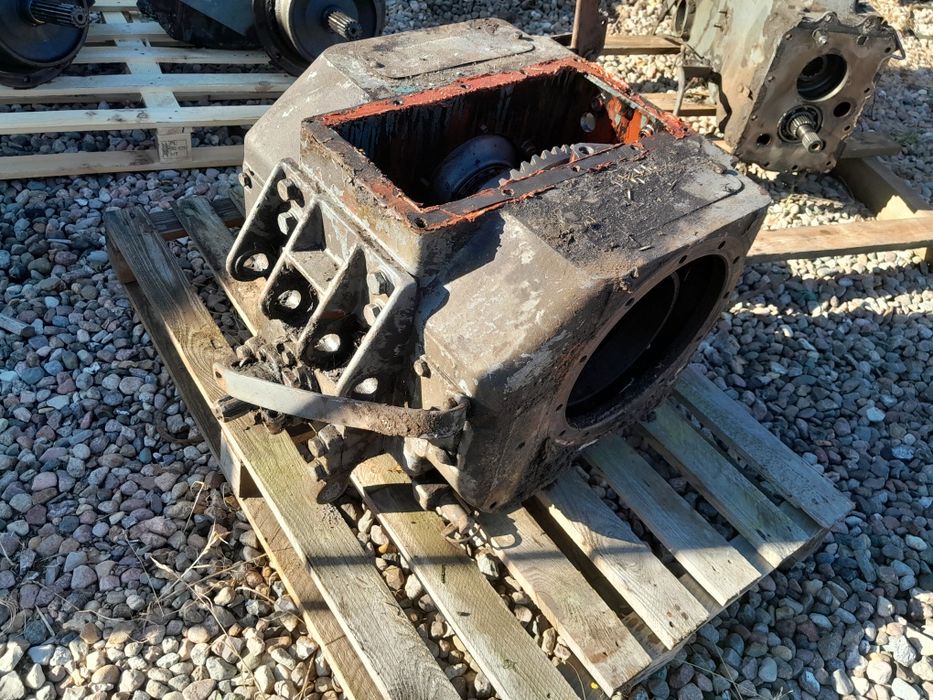 Tylny most z mechanizmem różnicowym URSUS C-360