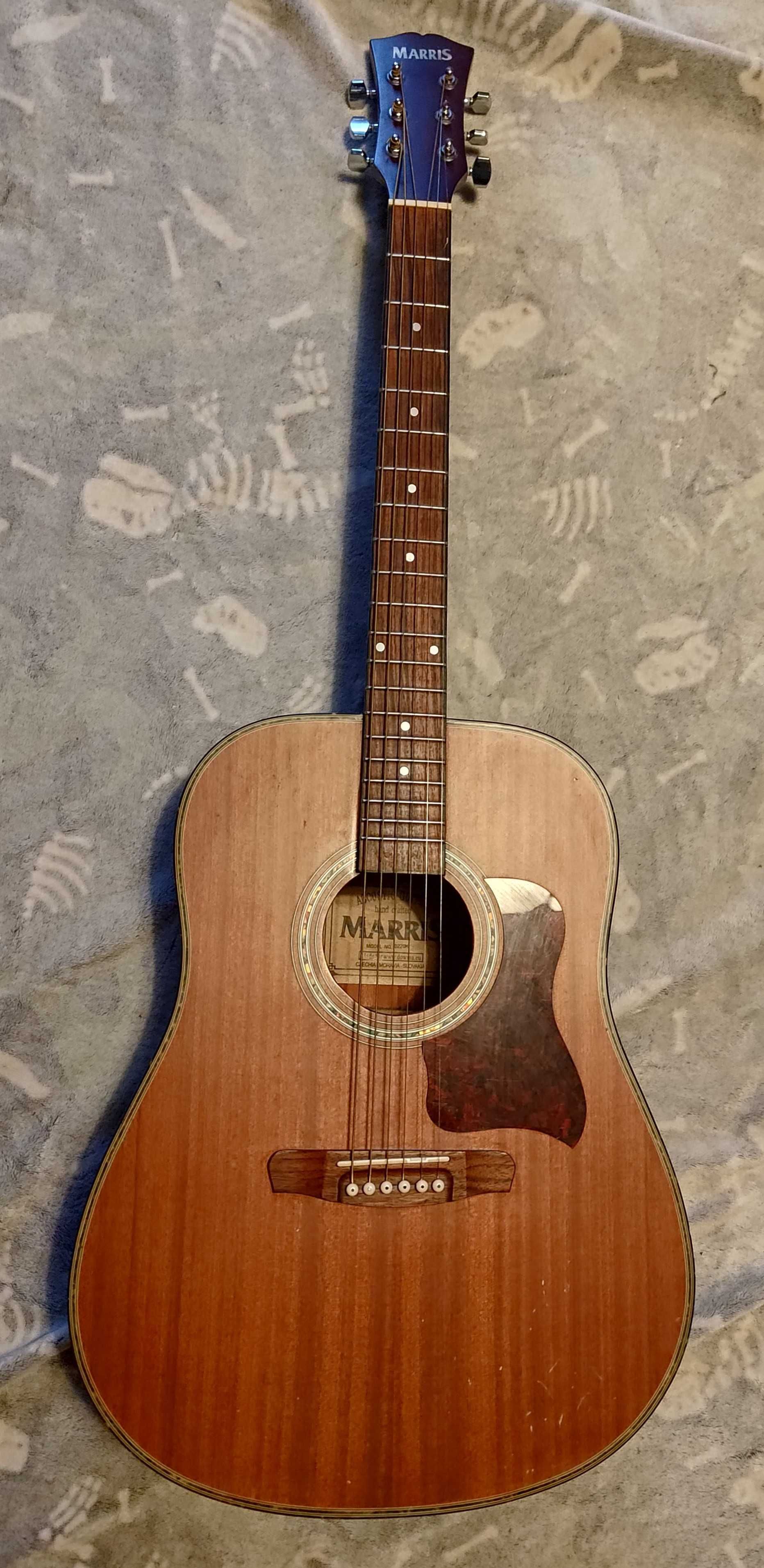 Gitara akustyczna Marris D220M używana nieuszkodzona