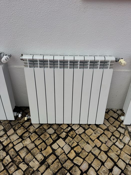 Radiadores a água em optimo estado 60cm entre eixos