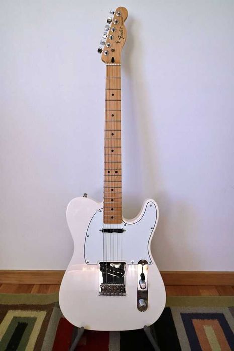 Fender Standard Telecaster Arctic White Gigbag