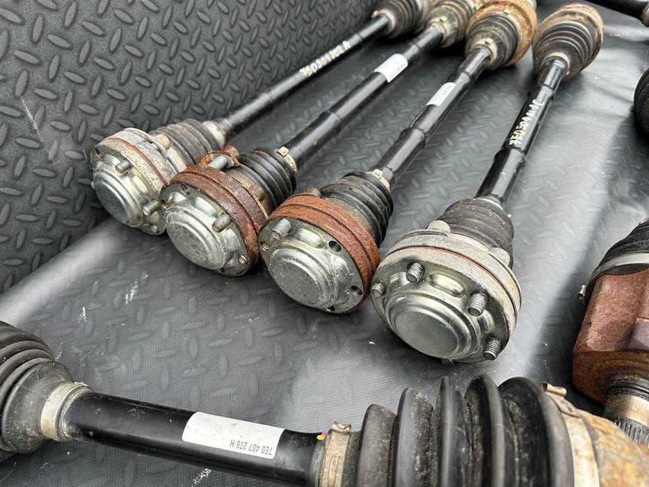 Полуось,піввісь в зборі vw Transporter Multivan Caravelle 2.0 TDI DSG7