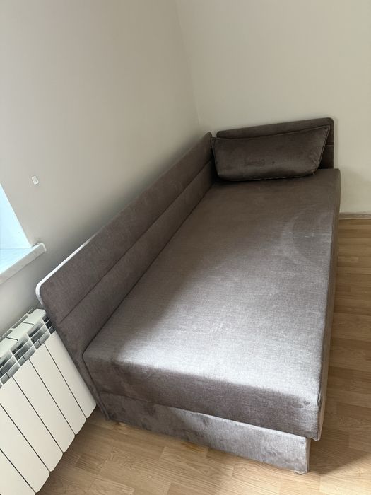 Tapczan lóżko jednoosobowe 200x90