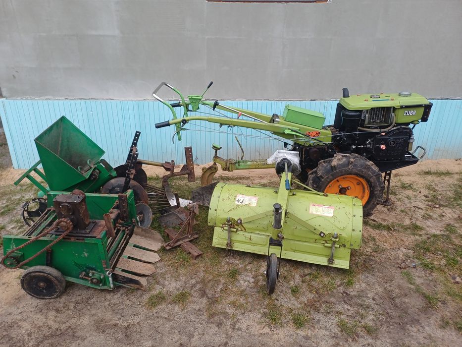 Мотоблок Зубр 10 з навсним в комплекті