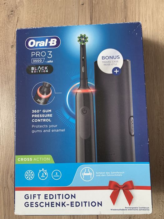 Szczoteczka rotacyjna ORAL-B Pro 3 3500 Czarny