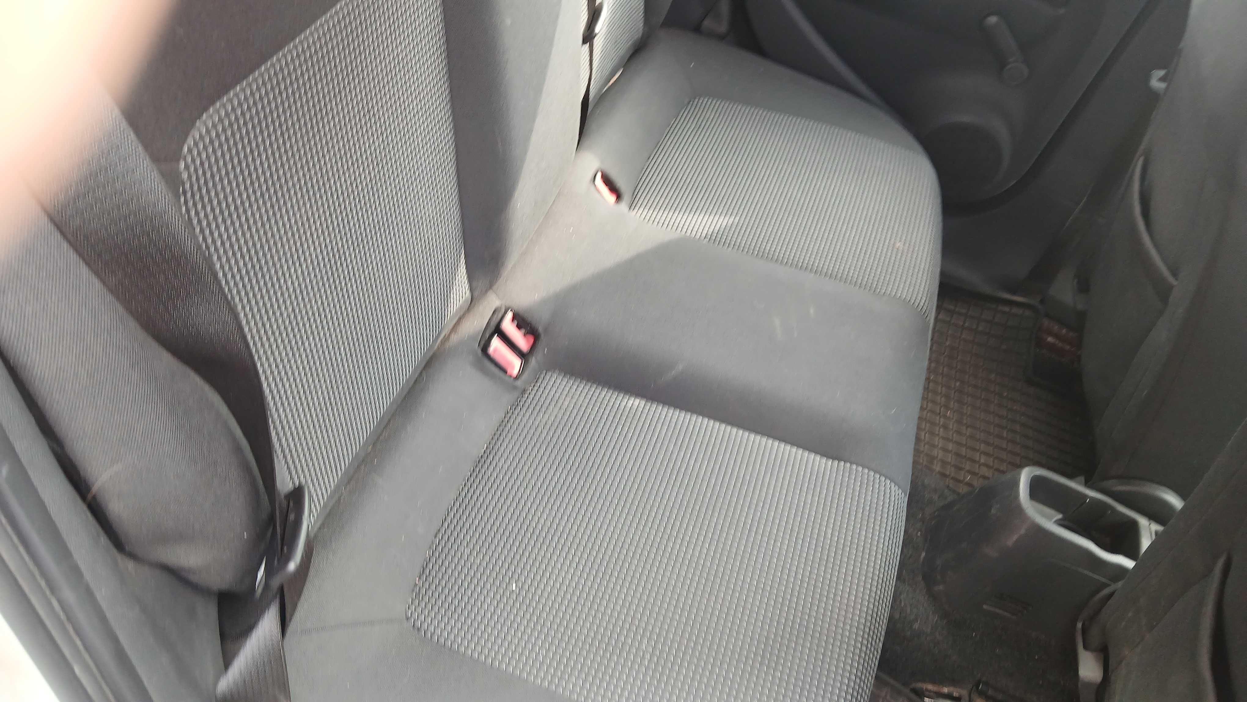 Opel Corsa, 1.3 CDTI, niskie spalanie, 2 komplety opon