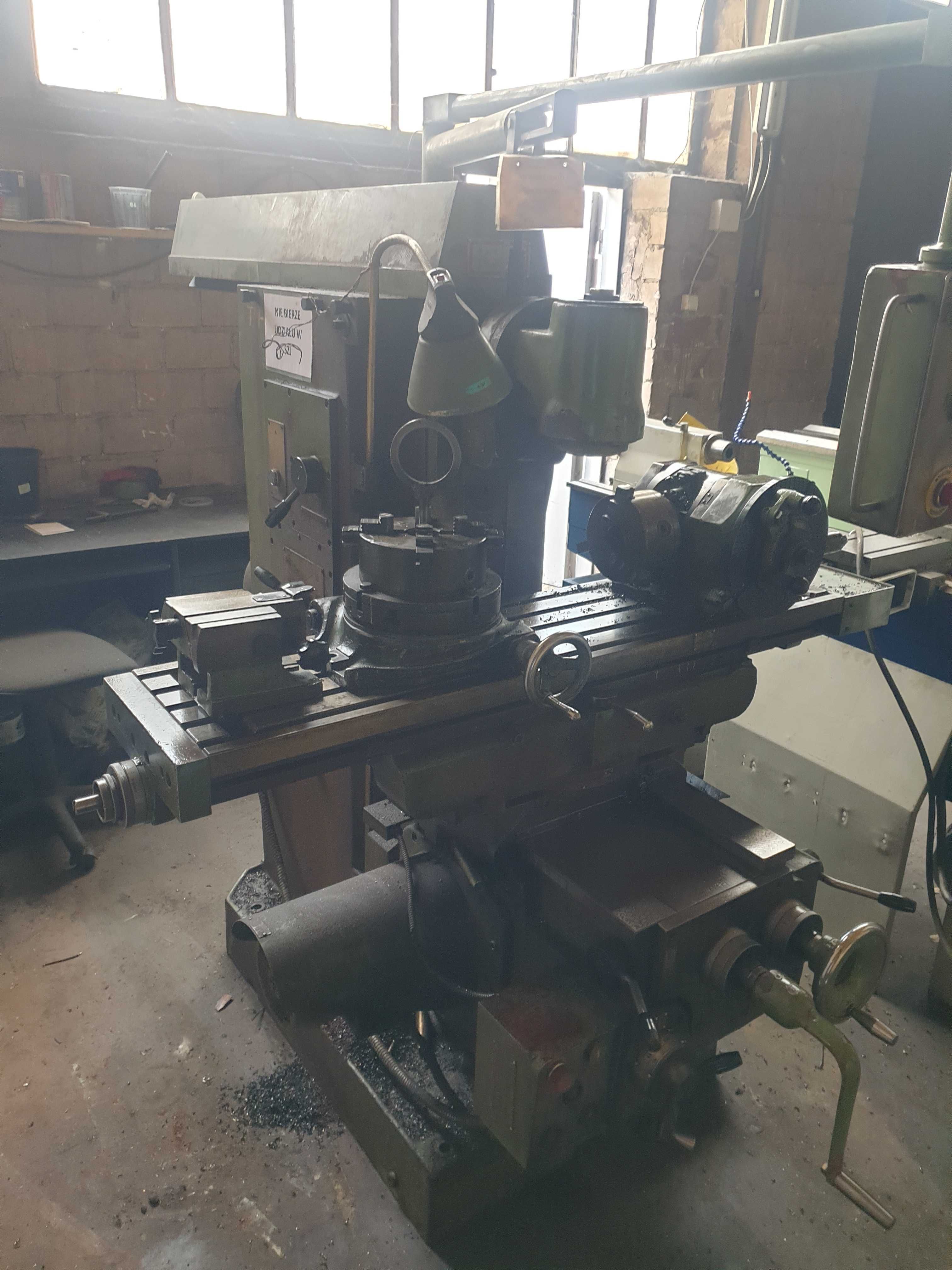 Frezarka uniwersalna FWF 32 Jarocin
