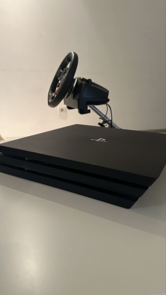 playstation 4 pro 1 TB
