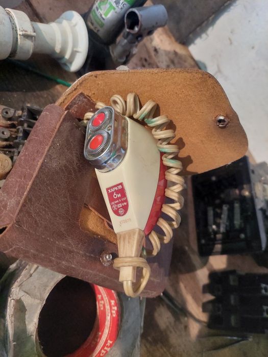 Бритва Харків-6м майже нова тільки зламана вилка включення