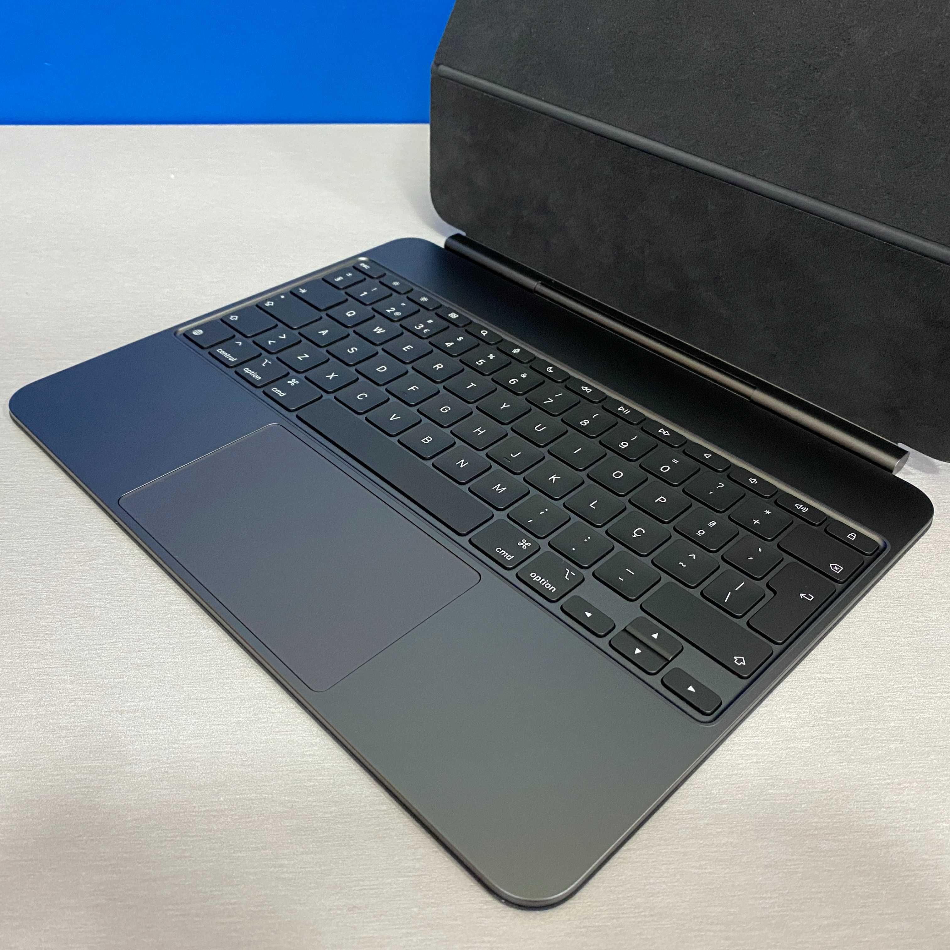 Capa Teclado - Apple Magic Keyboard iPad Pro 13" (M4)