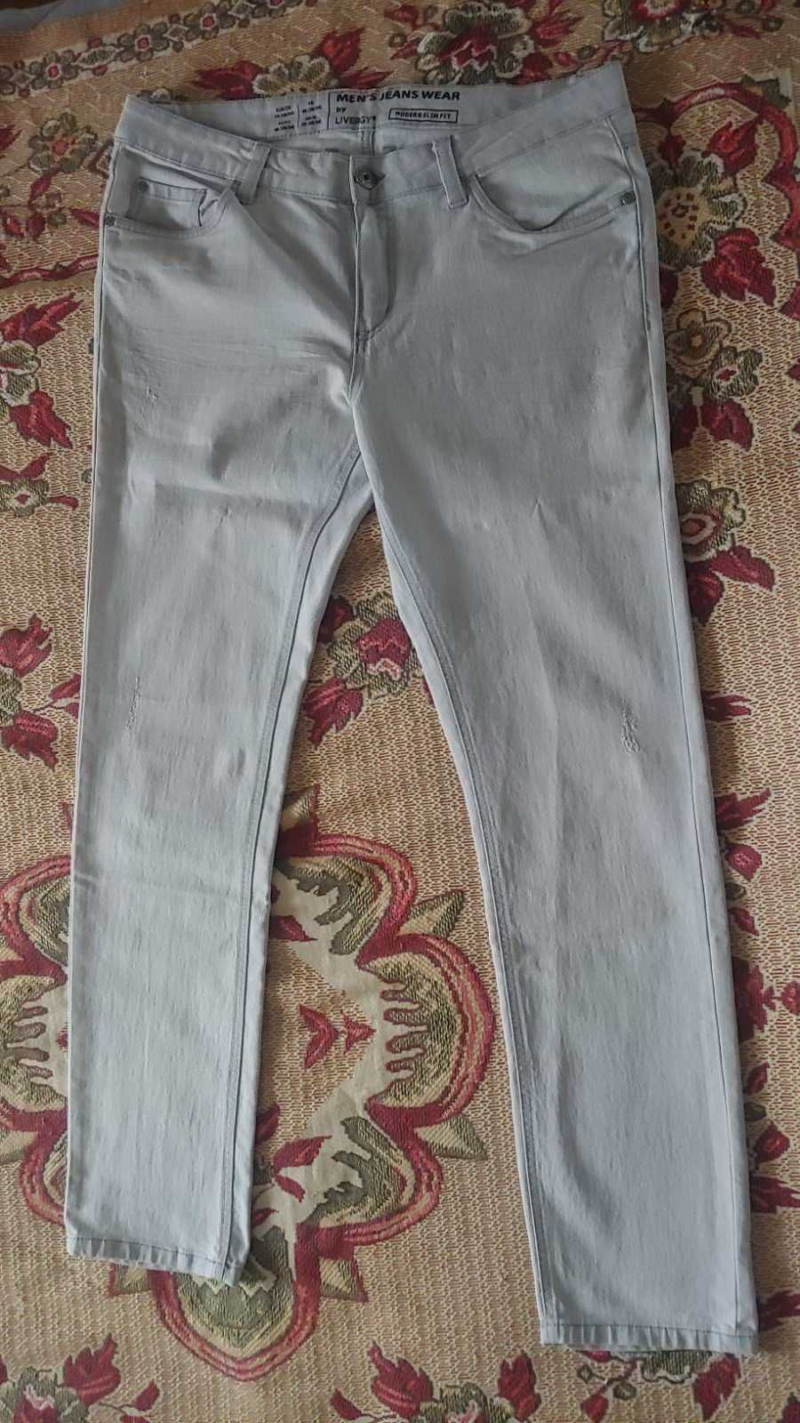 Светлые джинсы Livergy 38/34, состояние новых, внутр. шов 85 см