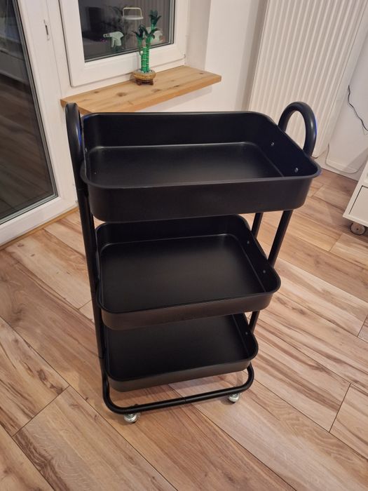 Metalowy organizer łazienkowy