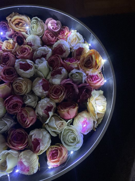 Stolik drewniany z podświetleniem