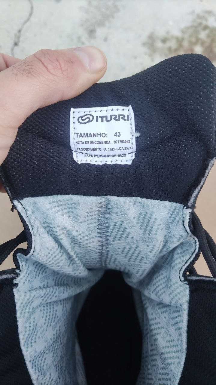 Botas Militares Iturri Meio Cano em Pano - Tamanho 43
