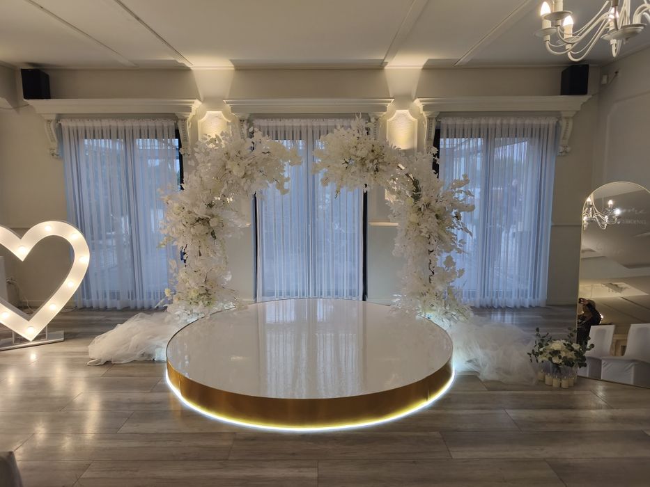 Dekoracje ślubów i wesel