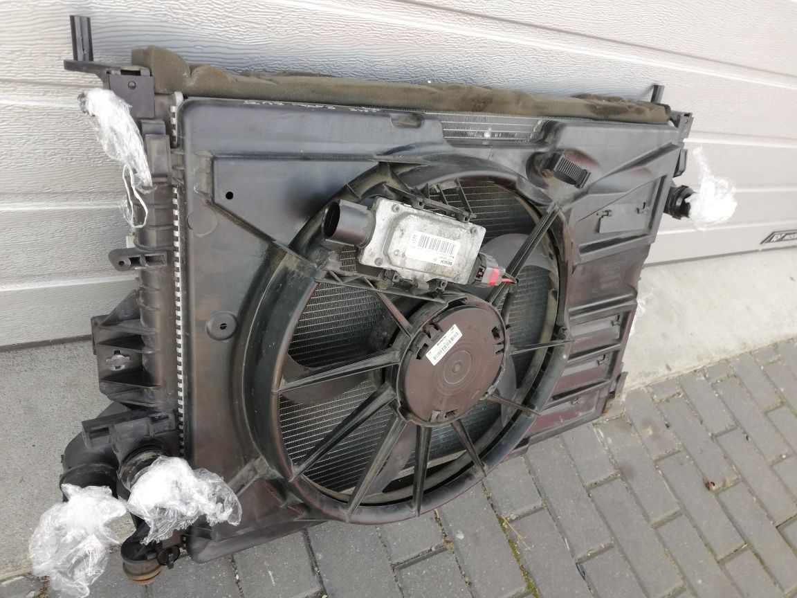 Chłodnice komplet chłodnic wentylator Focus mk3 C-max mk2 2.0 tdci