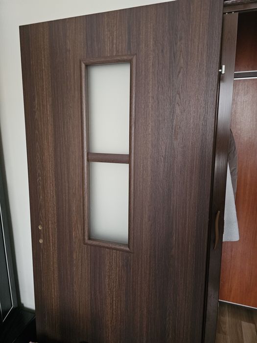 Sprzedam Drzwi Łazienkowe