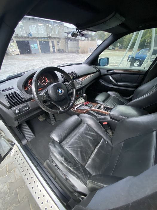 BMW  X5 E53  рест