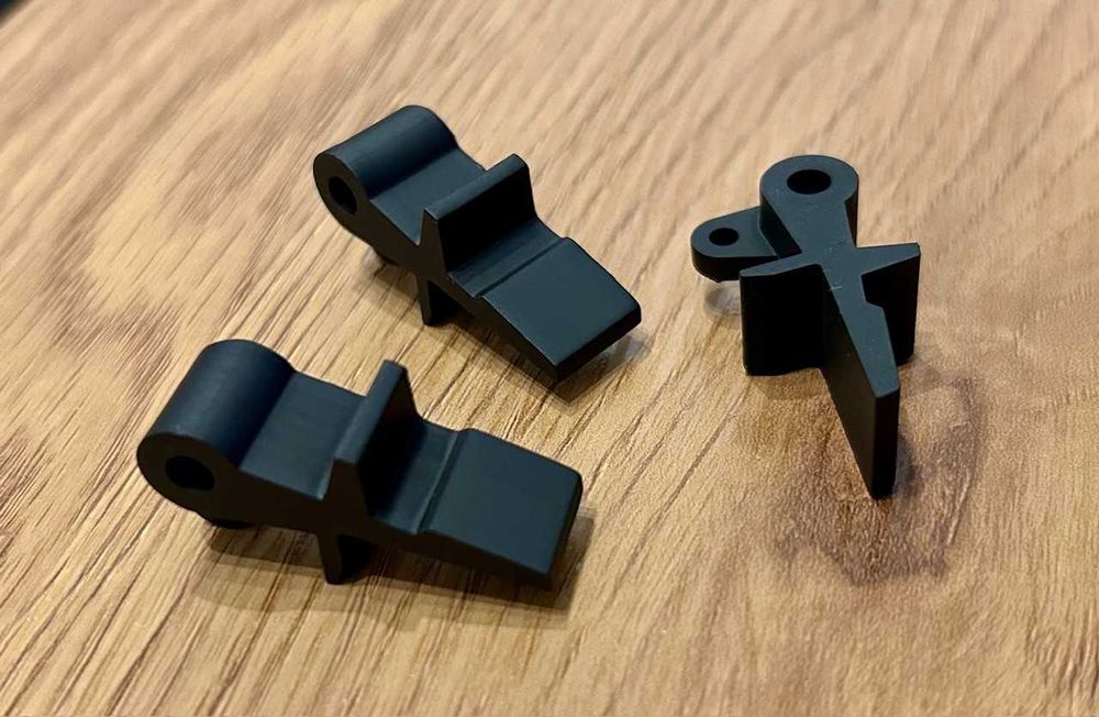 Dźwignia ramienia gramofonu Unitra