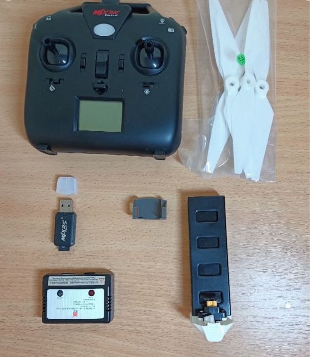 Квадрокоптер дрон Bugs 2 MJX