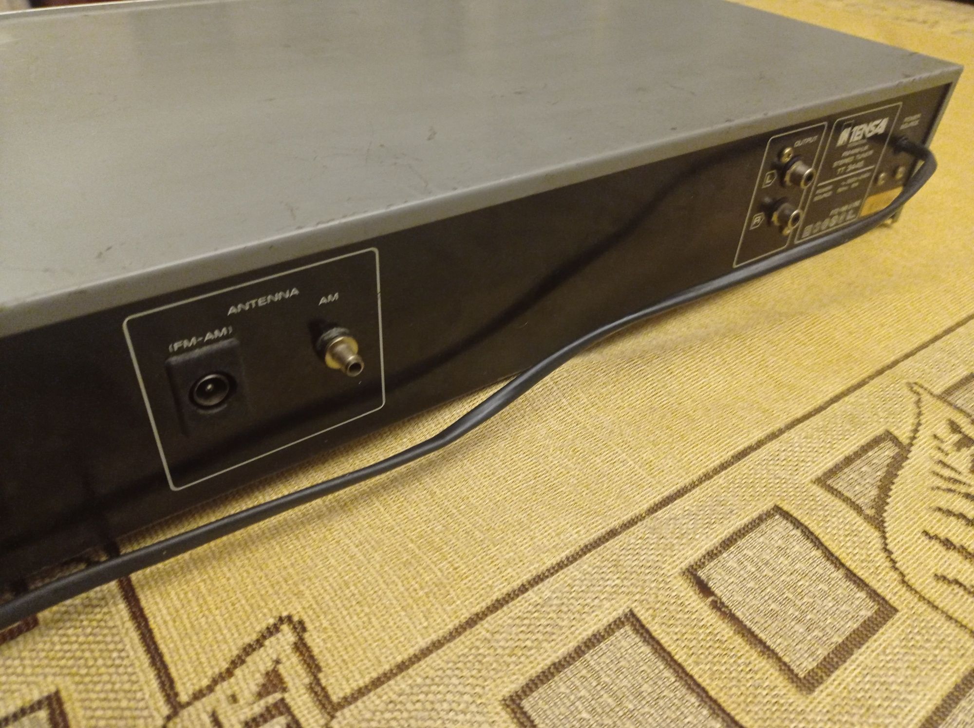 Tuner stereofoniczny Tensai