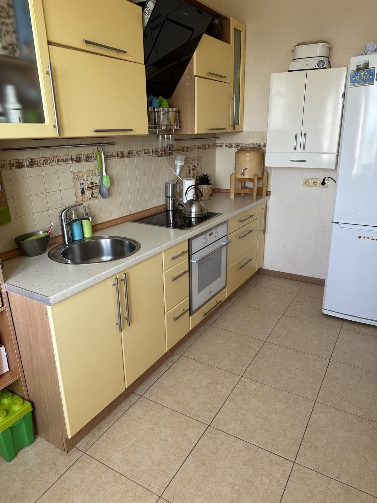 Продам одну кімнатну квартиру місто Харків ,Салтівка .