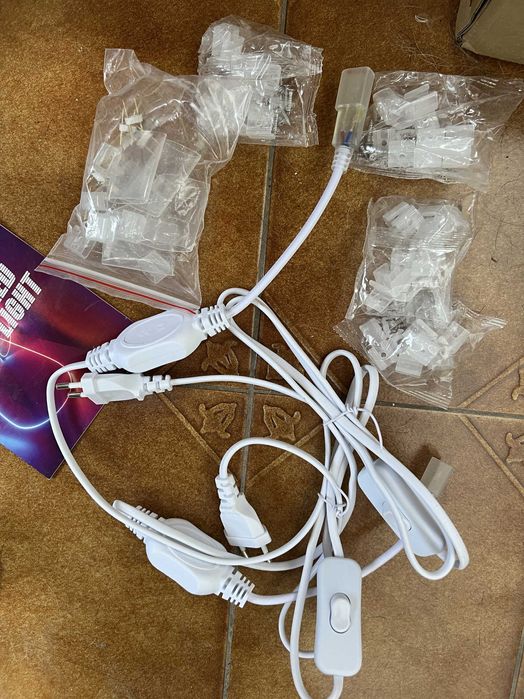 BAGZY Tira LED 220 V
