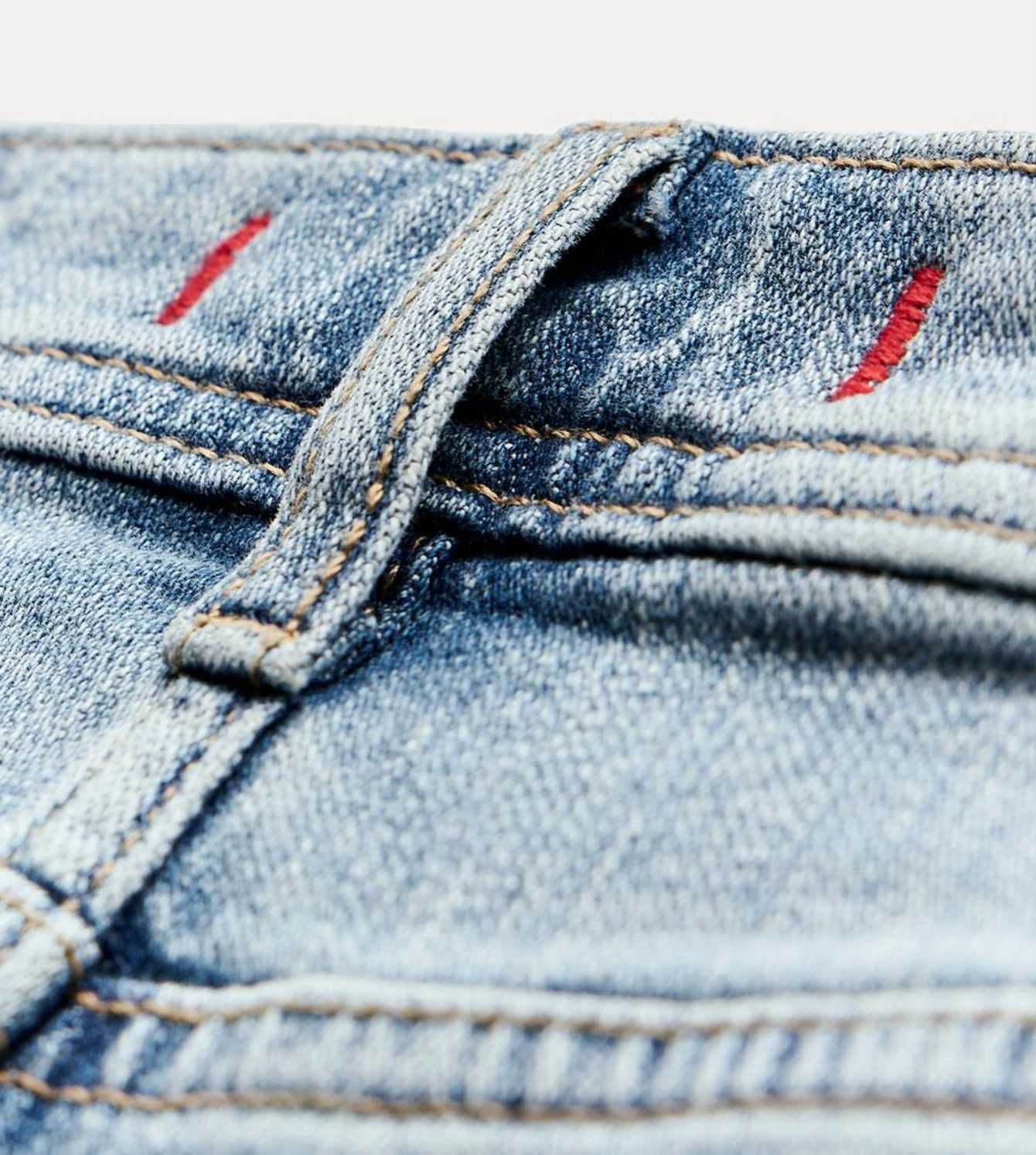 Zara spodnie jeans o kroju relaxed ze średnim stanem 44