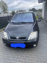 Renault Megane Scenic.