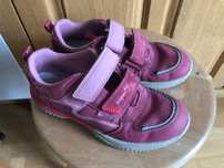 Wygodne sportowe buty SUPERFIT roz. 33