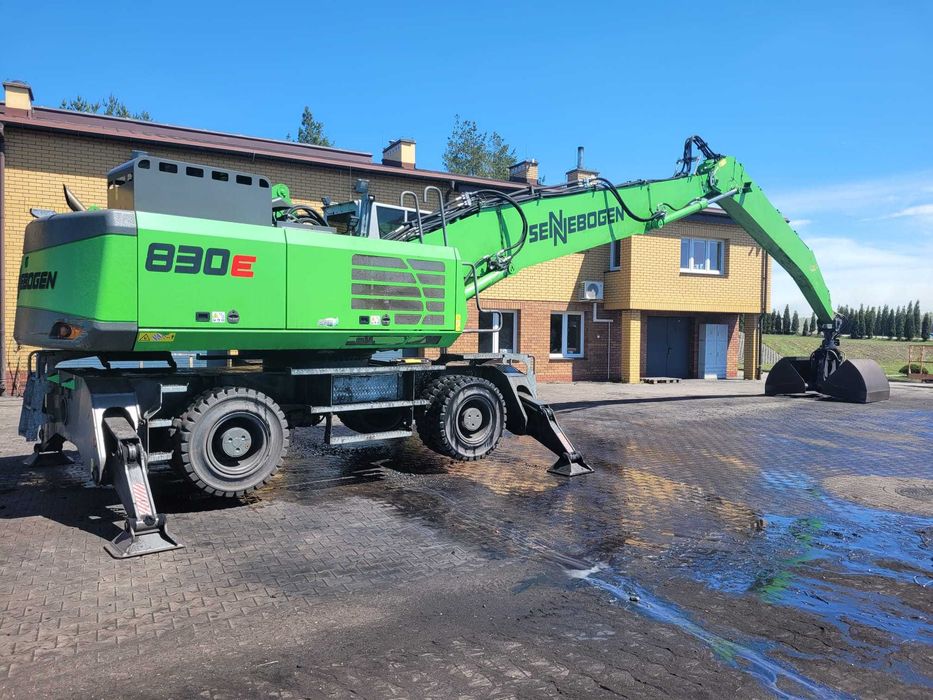 Koparka kołowa przeładunkowa Sennebogen 830M seria E
