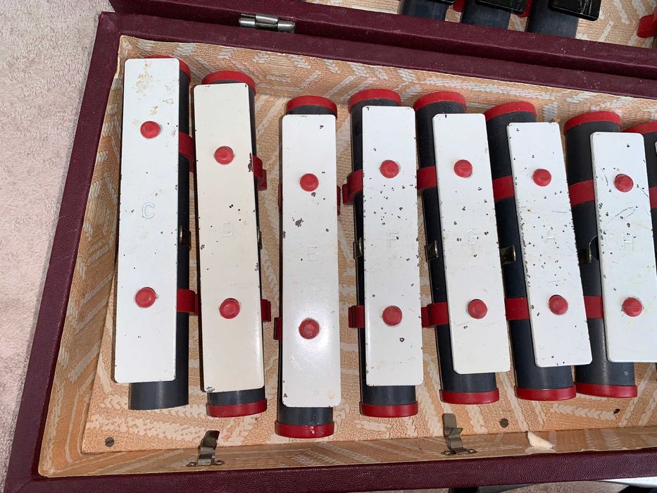 Cymbały stare , działają, kompletne