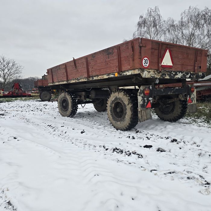 Przyczepa traktorowa używana