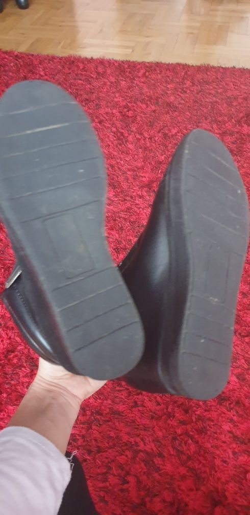 Czarne sneakersy rozmiar 38