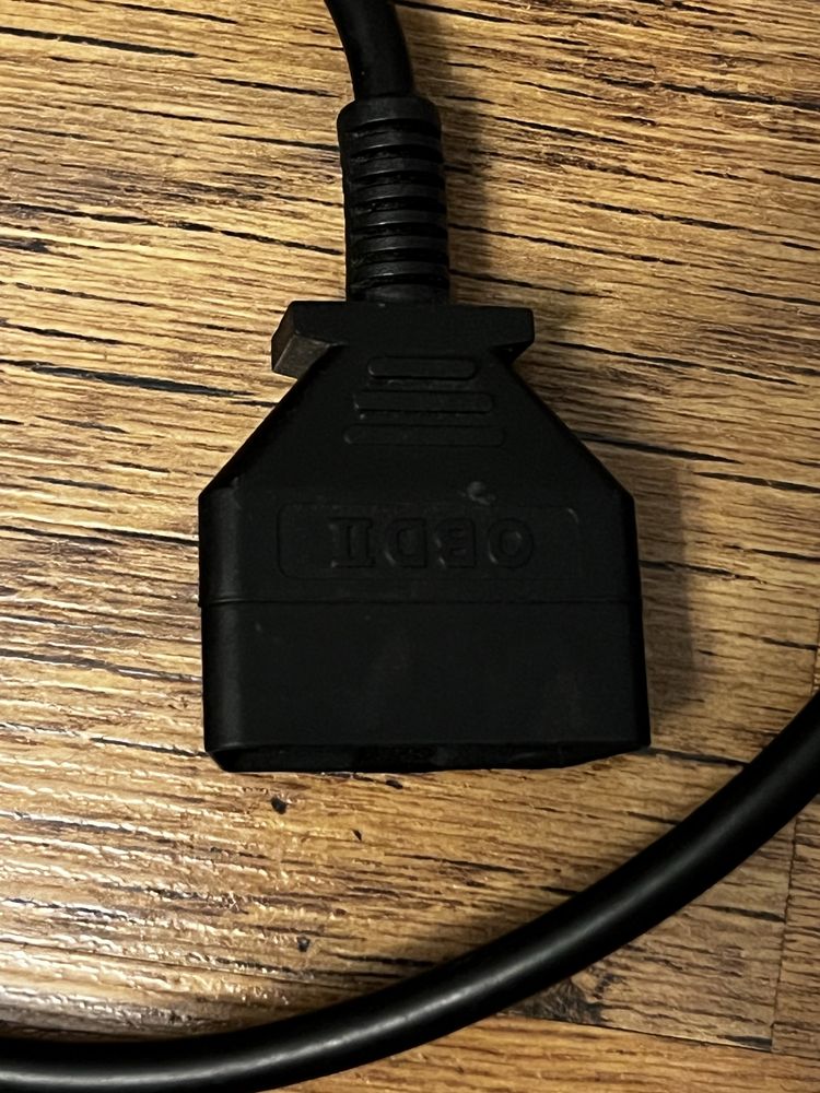 Urzondzenie do diagnostyki auta RS300  pro