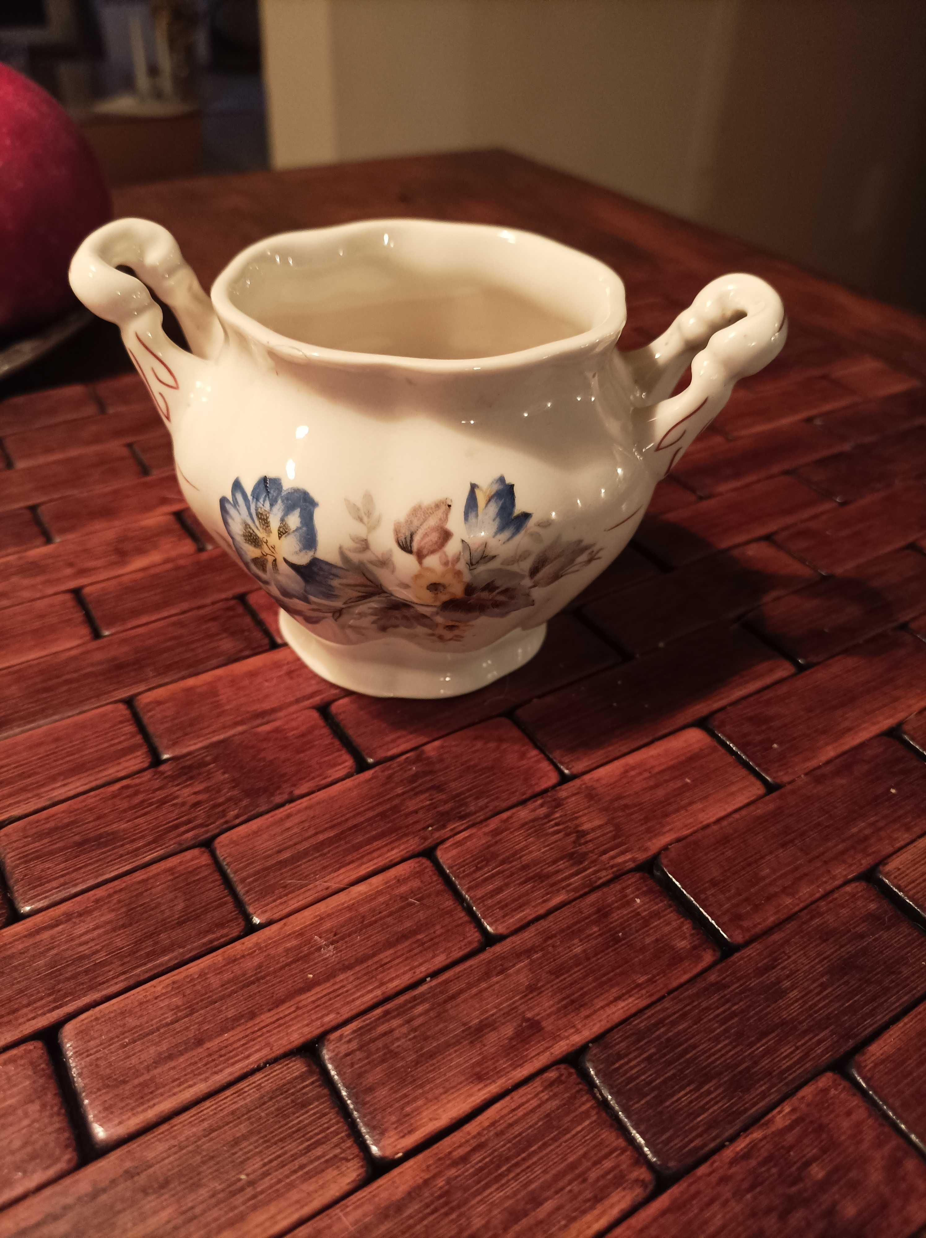 Chodzież Stara piękna cukiernica porcelitowa z lat 60 bez pokrywki