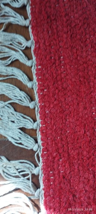 Tapete de lã vermelho