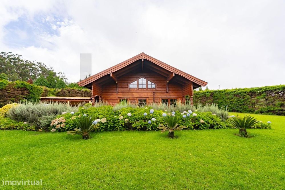 Casa Escandinava em Madeira – Santo da Serra