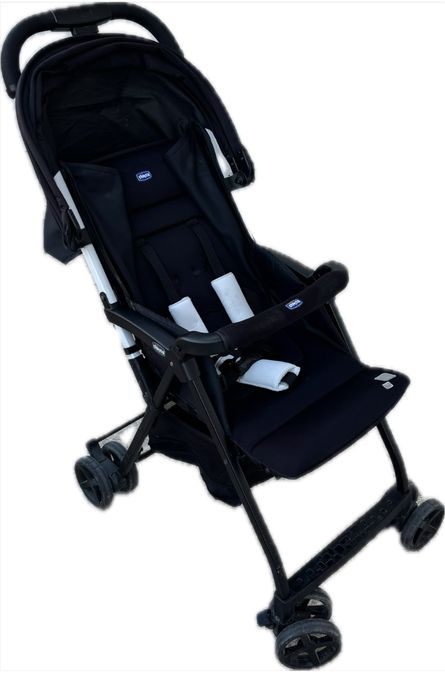 Carro chicco ohlalá com capa plastica nova, nunca usada