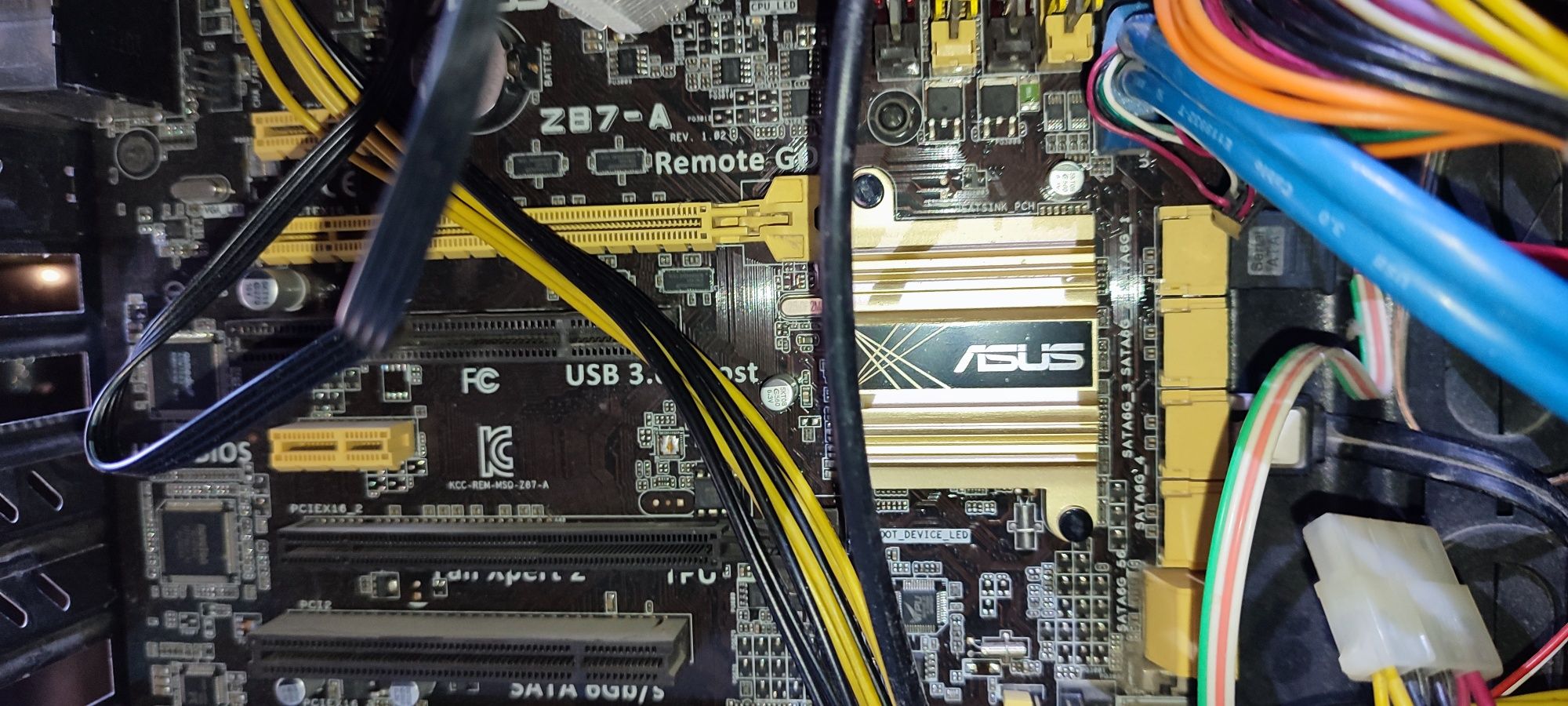 Системный блок компьютер игровой ssd