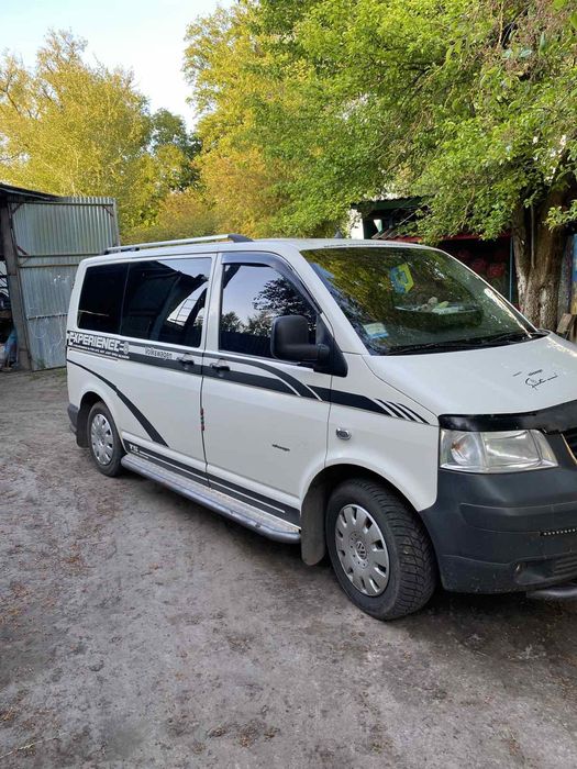 Продам Volkswagen T5 Transporter