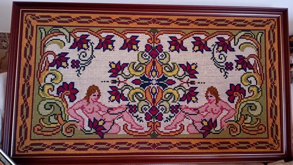 Quadro em ponto de arraiolos